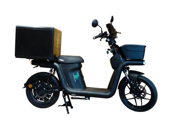 E-Vanne - scooter électrique - livraison alimentaire - professionnels - livraison professionnels - livreur - uber eats - delivroo - drive - commander à emporter - livraison de proximité - scooter professionnel - scooter de livraison